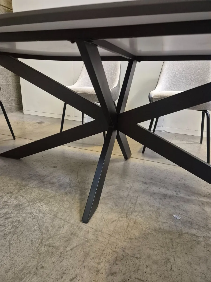 Dining table and chairs - Image 4