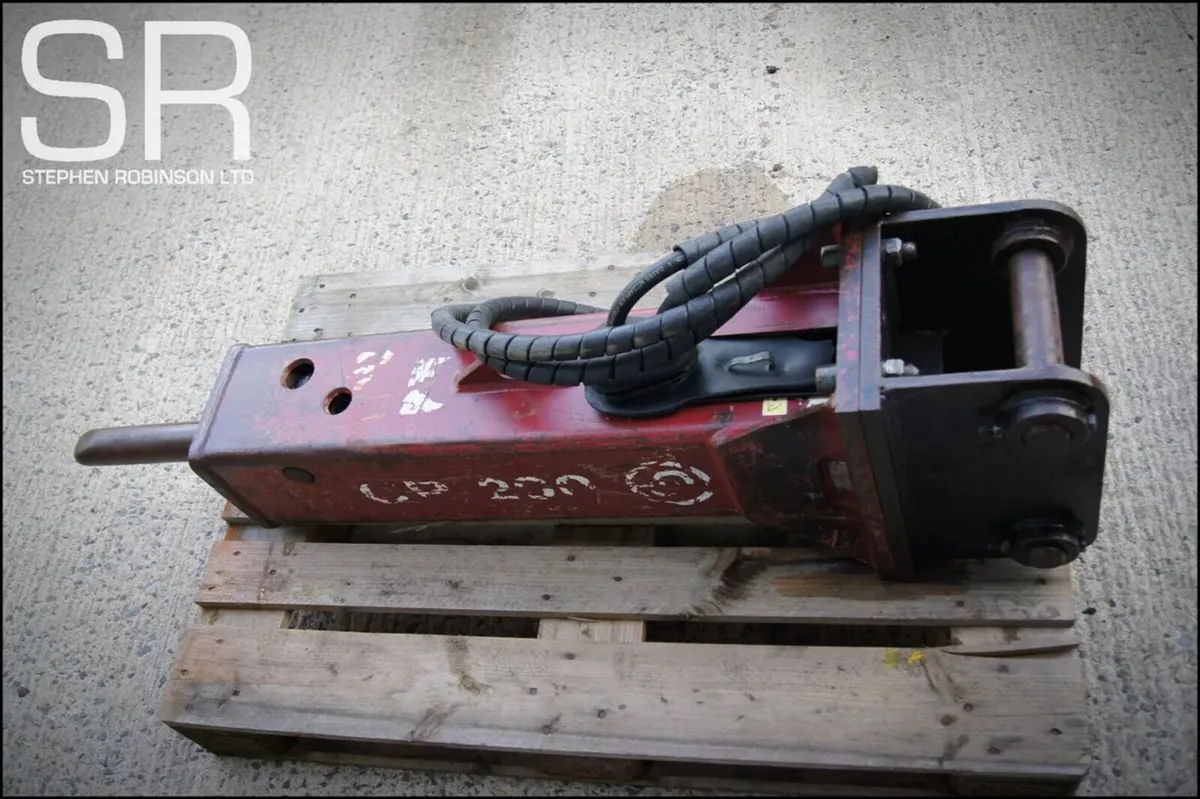 CP Chicago 4-6 Ton Pneumatic Rock Hammer - Image 3