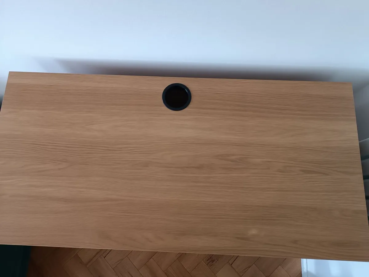 Desk - Image 2