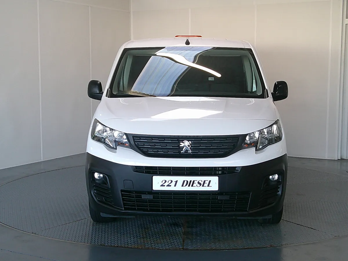 Peugeot Partner 2022 - Image 2