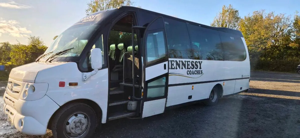 Mercedes Vario 33 seater - Image 2