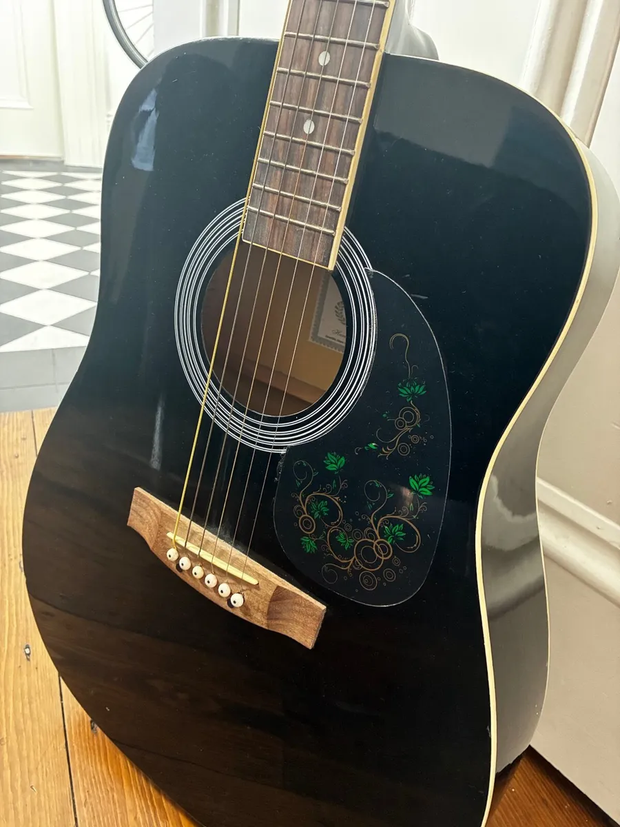 Guitar - Image 3