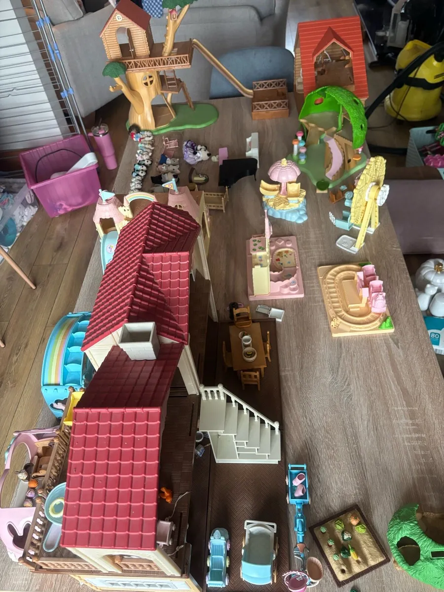 Large Sylvanian family bundle - Image 2