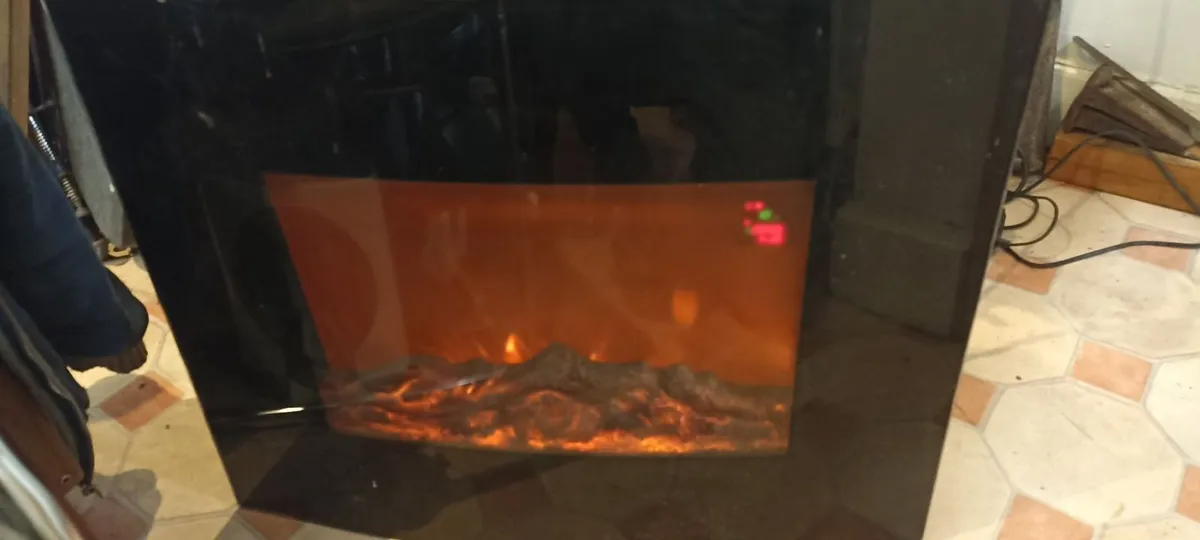 Silvercrest Curved in Electric Fire - Image 1