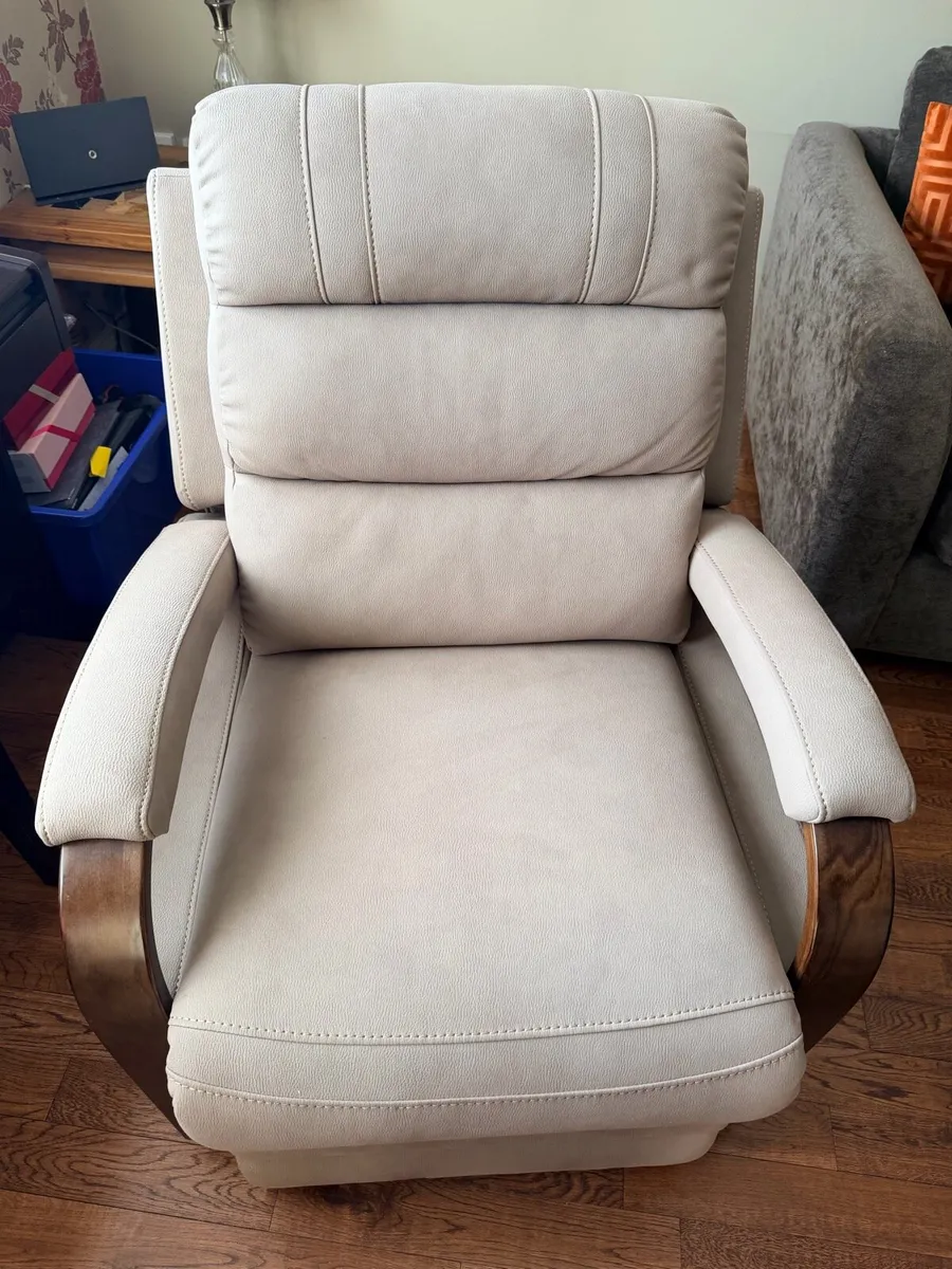 Tansey Armchair - Image 1