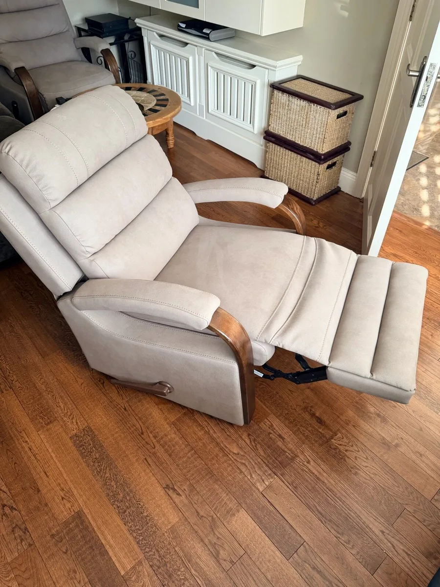 Tansey Armchair - Image 4