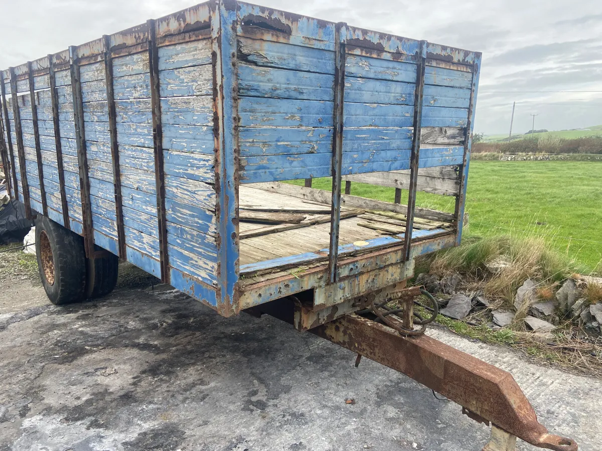 Grain trailer - Image 2