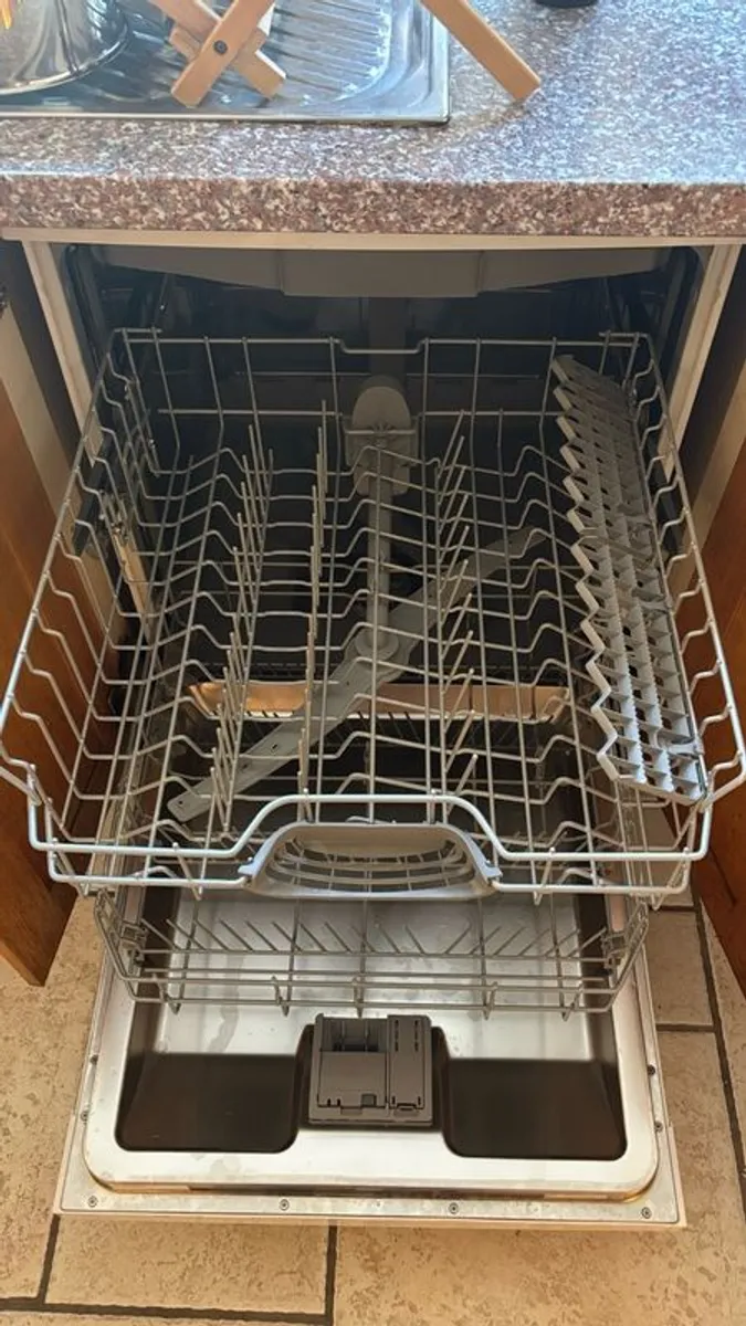 Bosch serie 2 dishwasher - Image 3