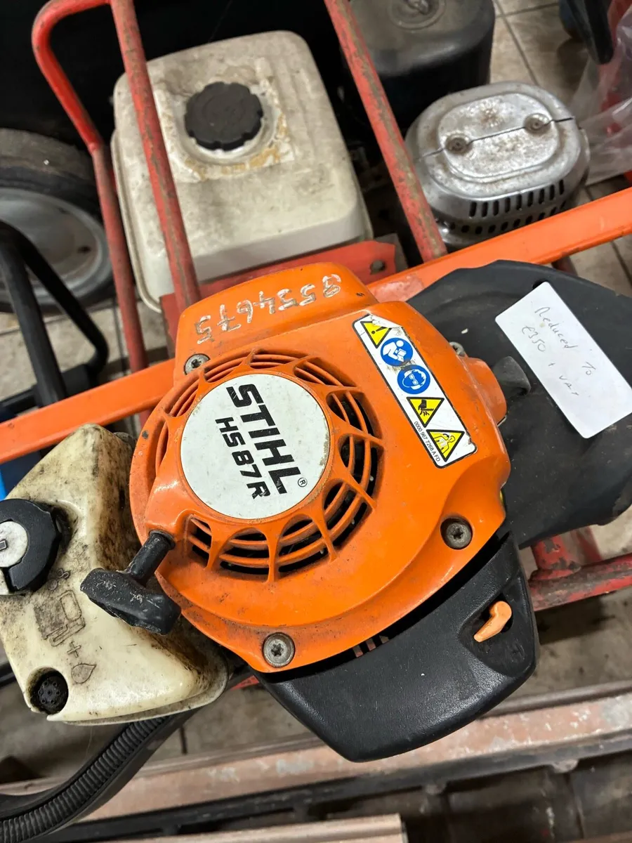 Hedge trimmer - Image 1