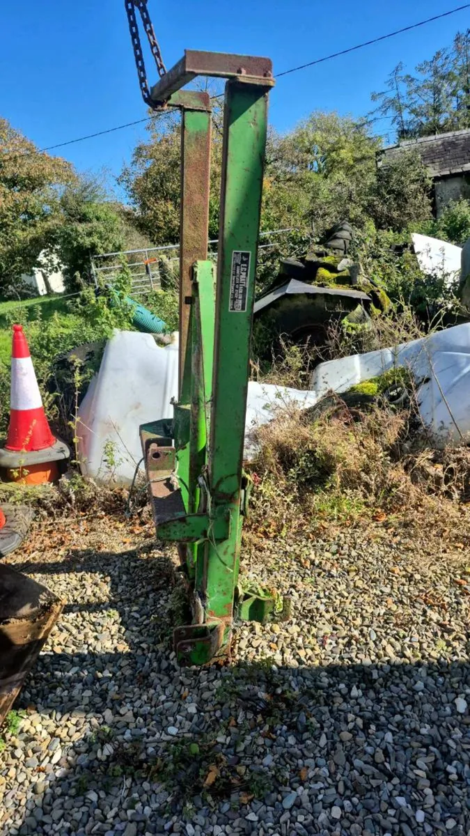 Bale mast / hoist 3 point linkage rear mounted - Image 3