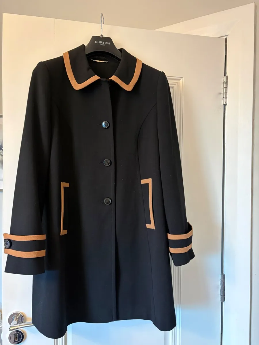 Ladies coat - Image 1