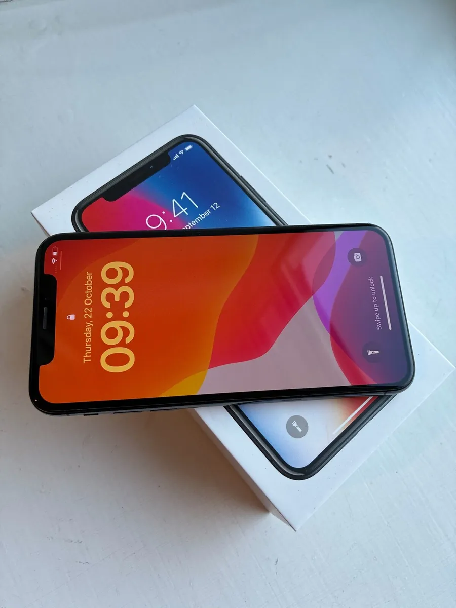 iPhone X - Image 3