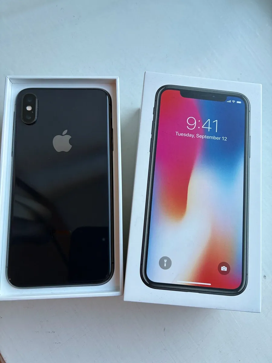 iPhone X - Image 1