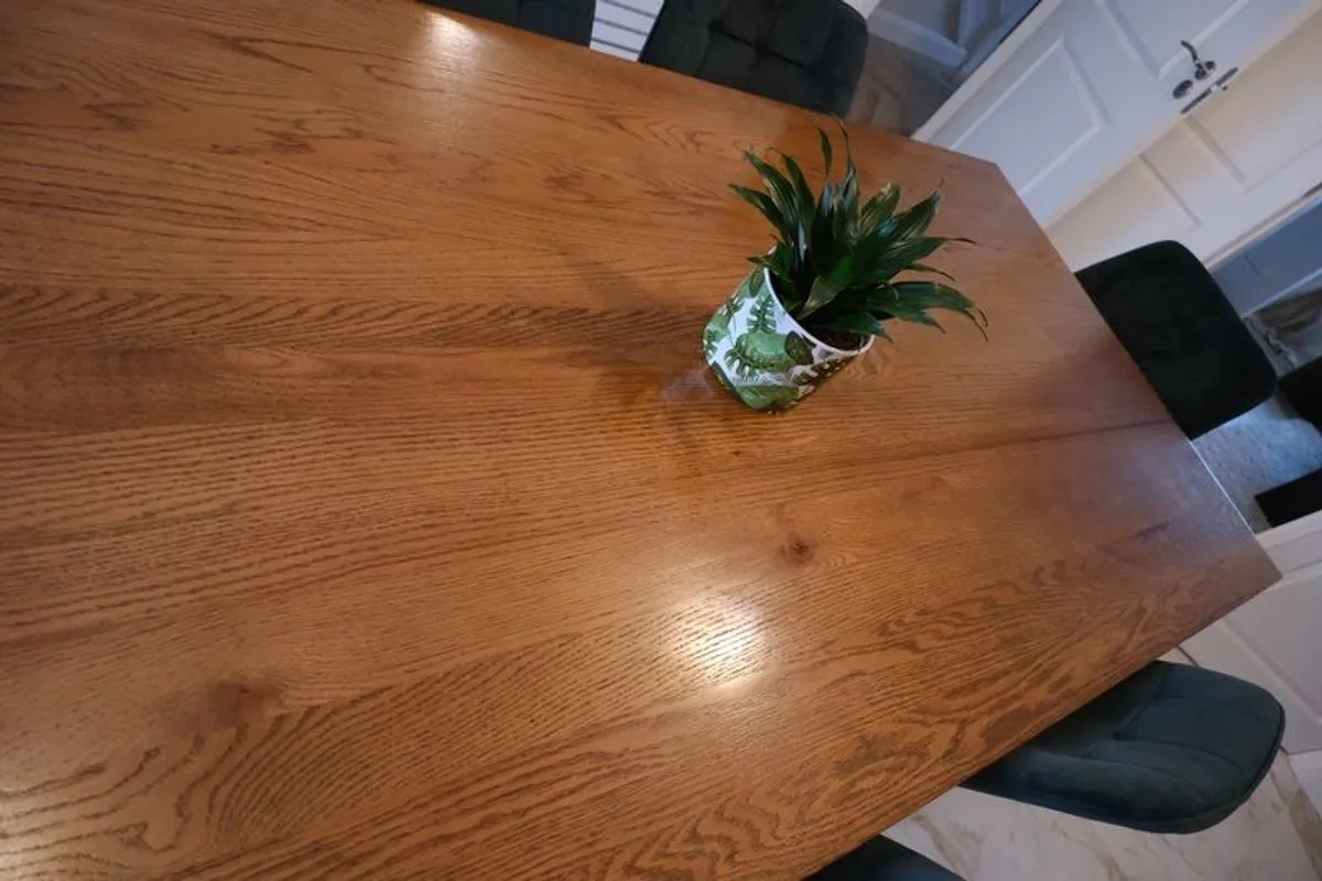 Solid Oak Dining table - Image 2