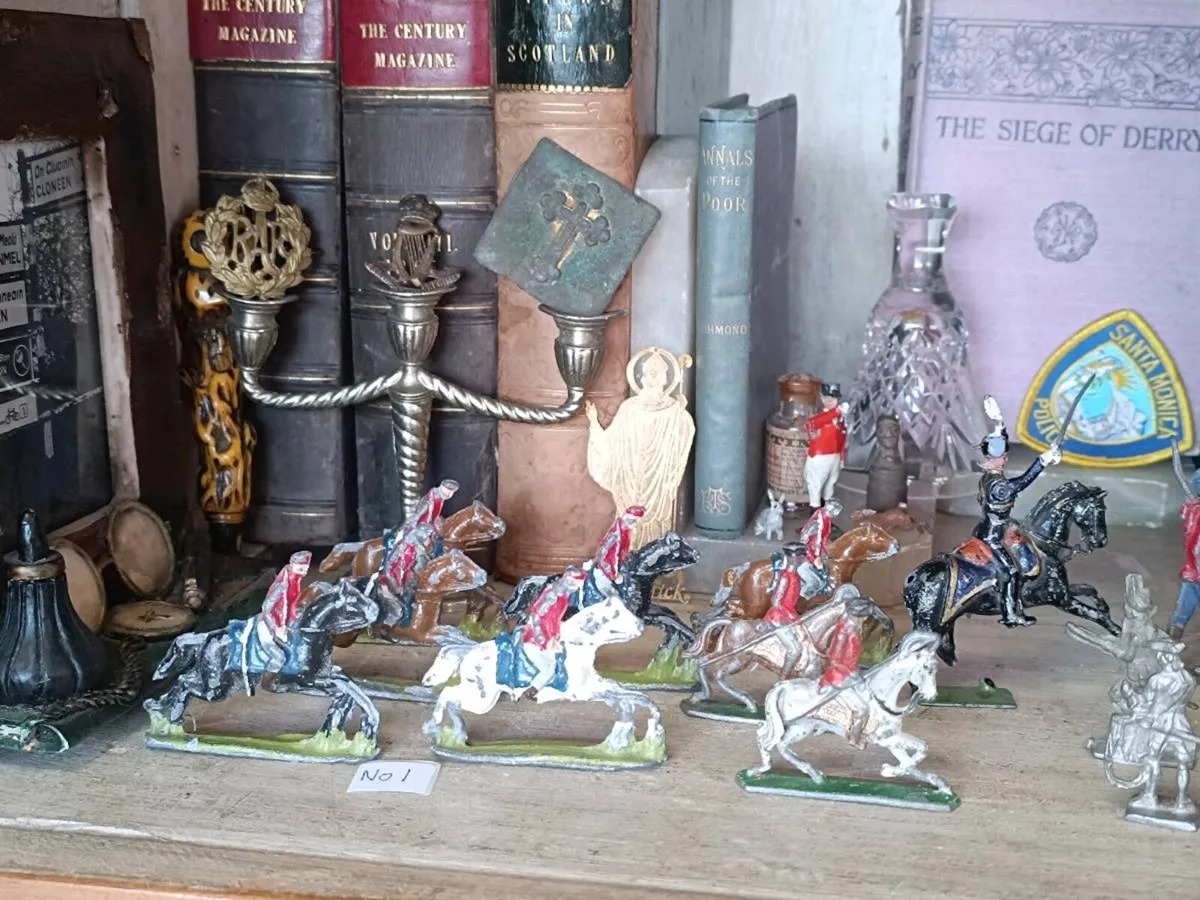 Antique Britians Lead - Image 2