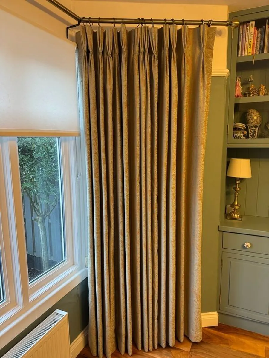 Bay Window Curtain with Brass poll - Image 1