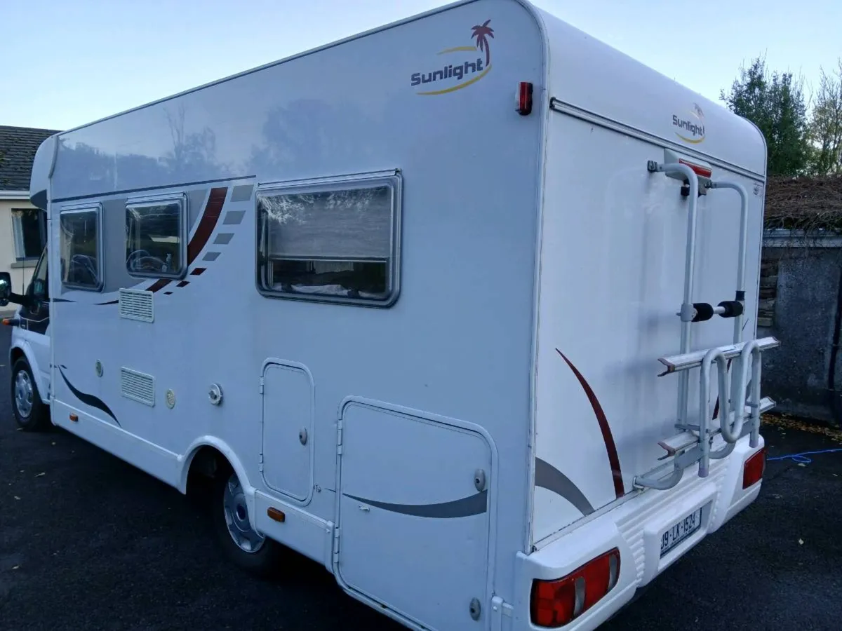 2009 T63 Motorhome - Image 3
