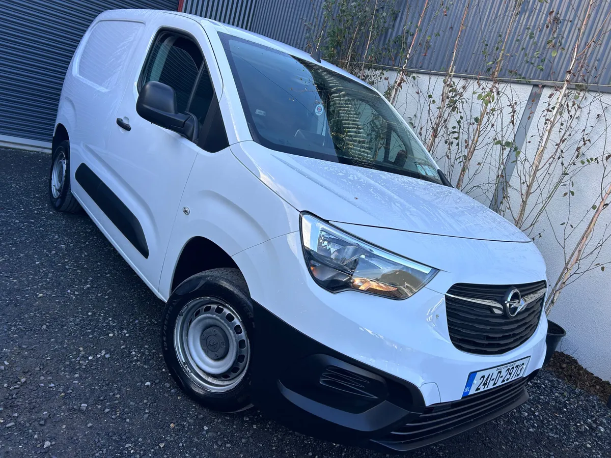 2024 Opel Combo ‘Great value - Image 1