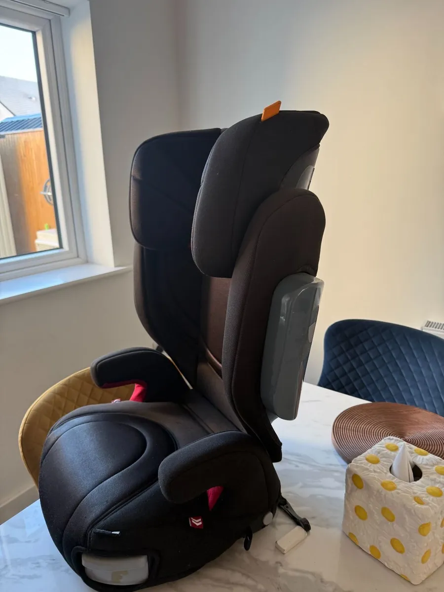 Joie car seat - Image 1