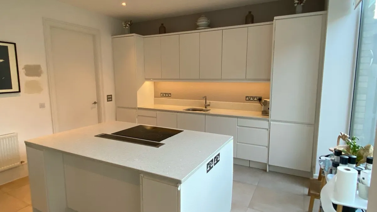 Kitchen - Image 2