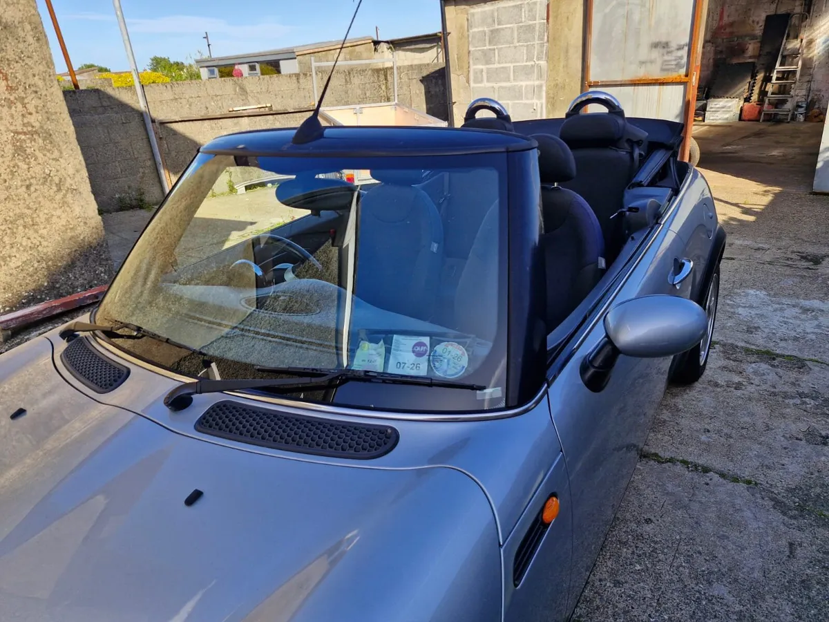 Mini cooper convertible - Image 4