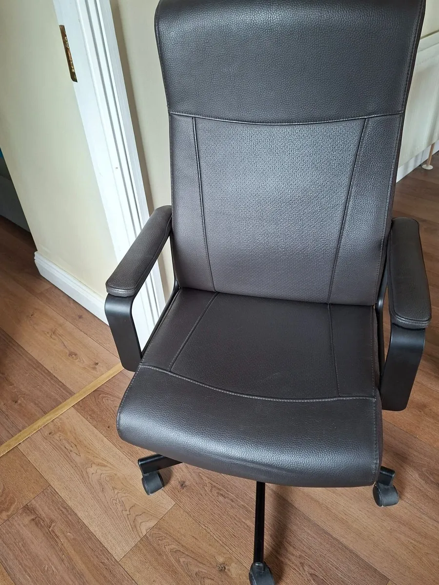 Office Chair - Image 3