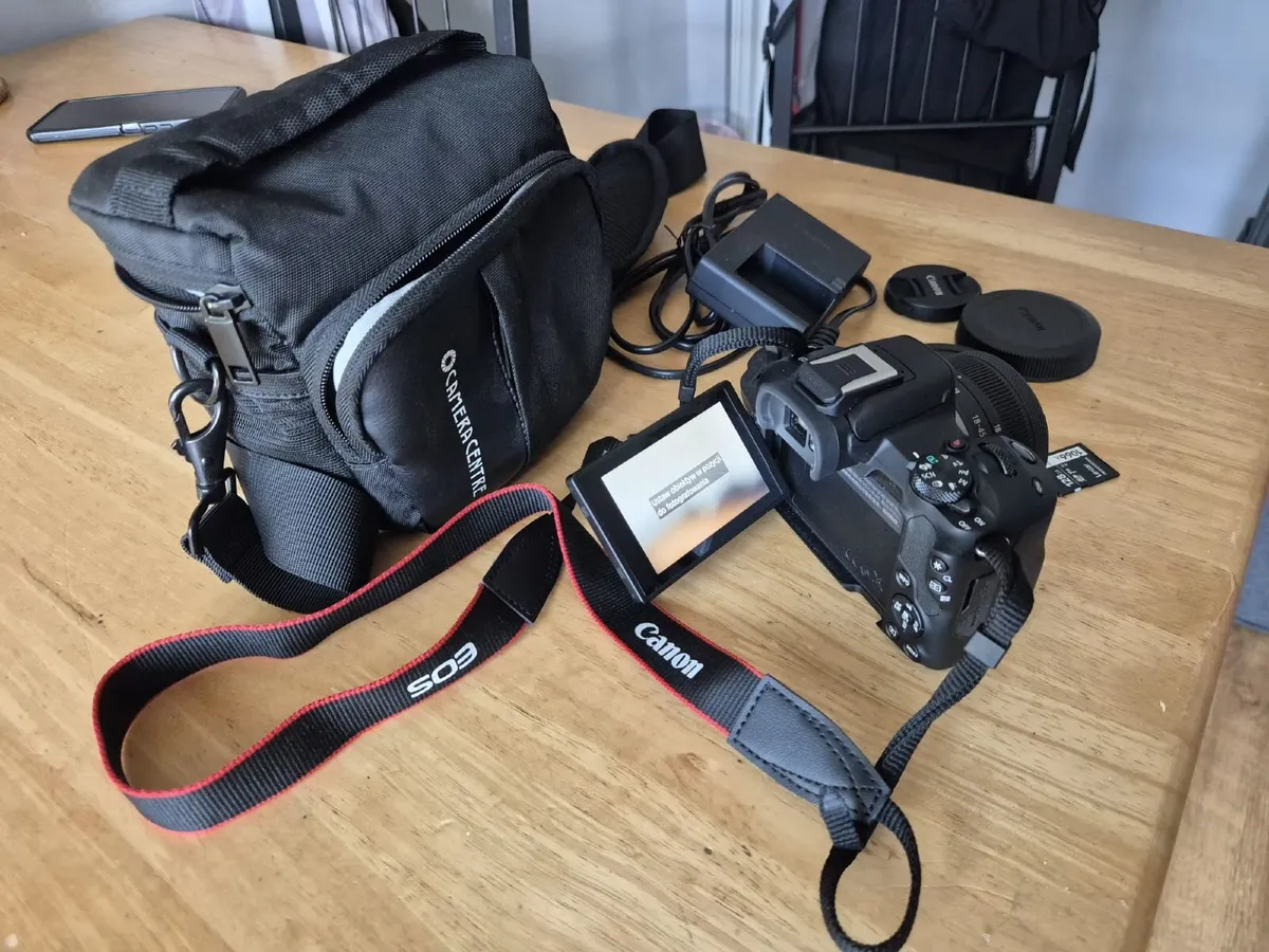 Canon EOS R50 + 18-45mm Lens Kit | Pristine Condit - Image 2
