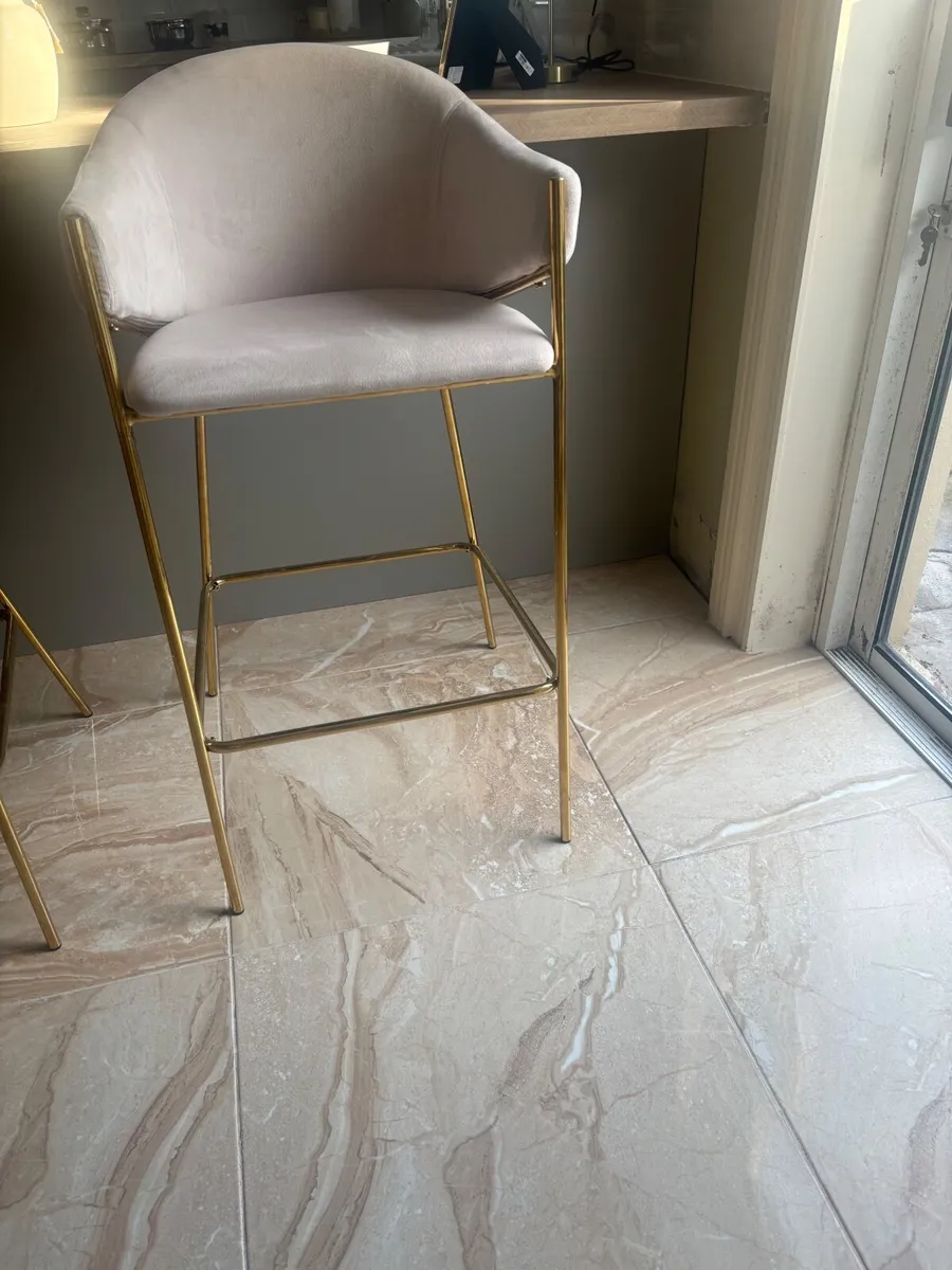 Stools - Image 3