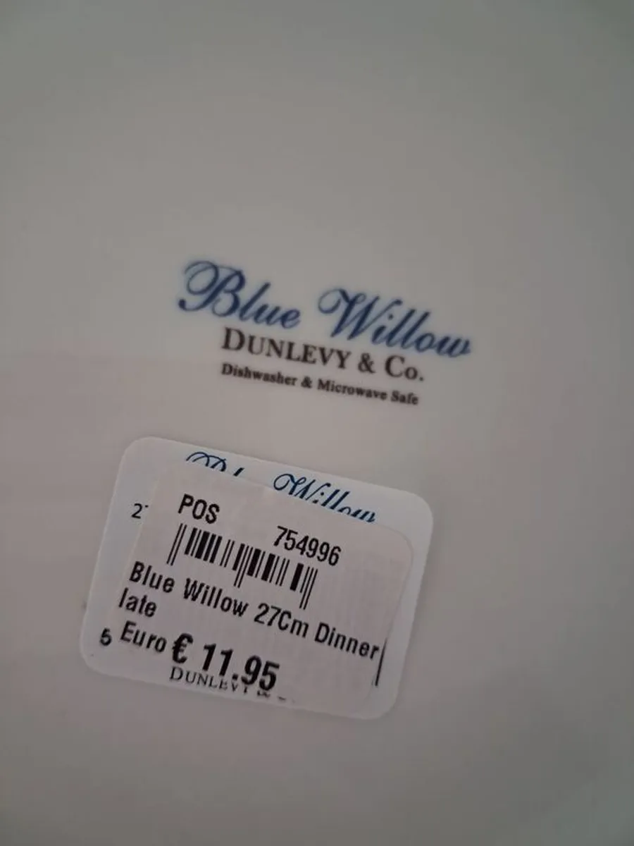 Dinner Set - Blue Willow - BNWT RRP 260 - Image 3