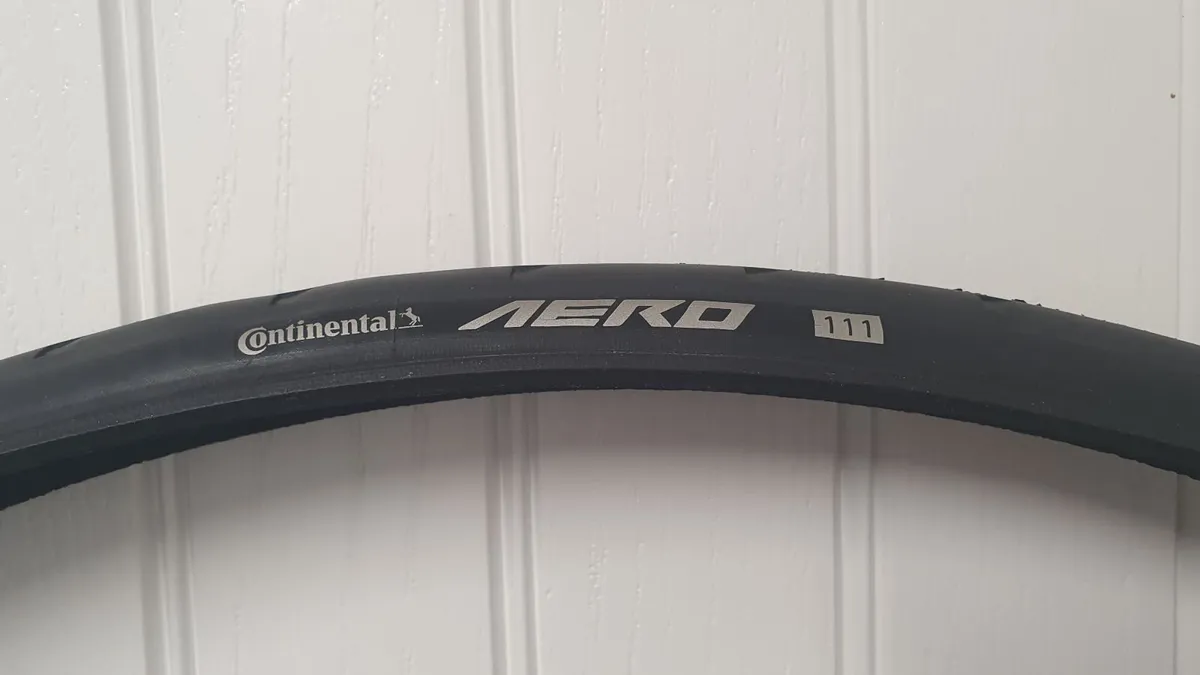 Road bike tyres - Image 1