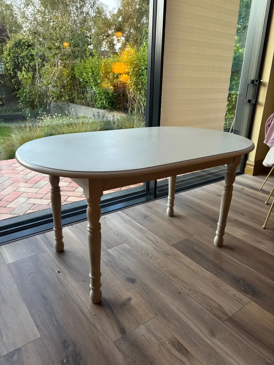 Solid Wood Painted Oval Kitchen Table - Image 4