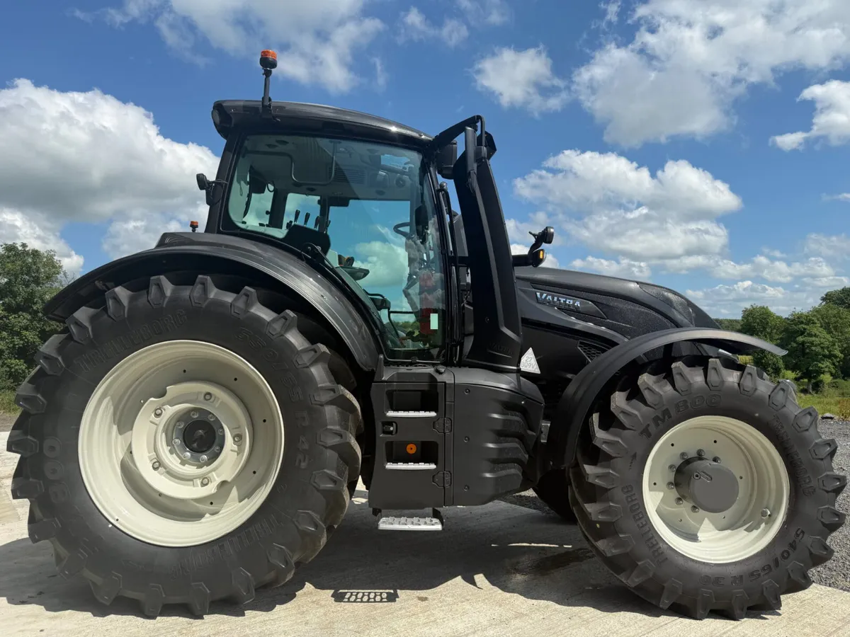 Valtra T235 Active - Image 3