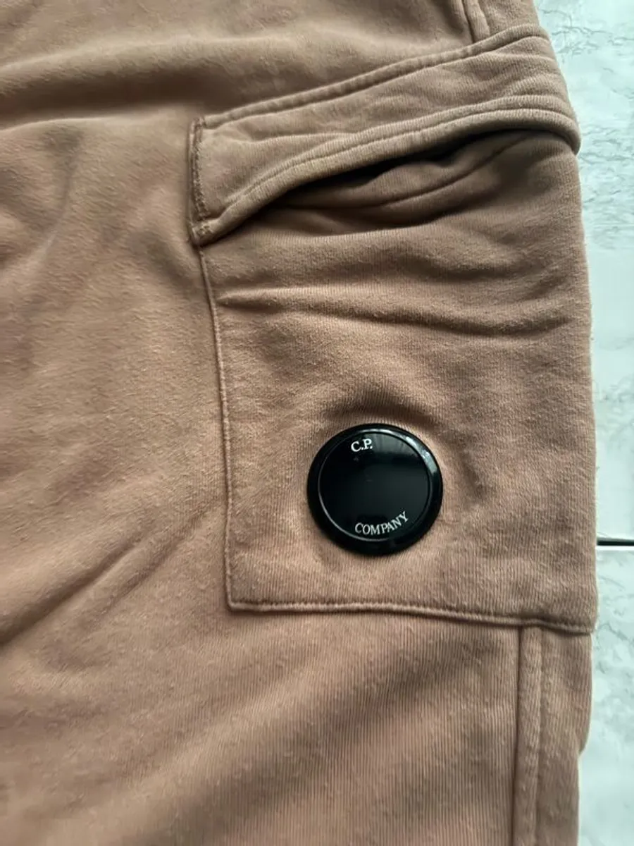 CP company tracksuit bottoms - Image 4