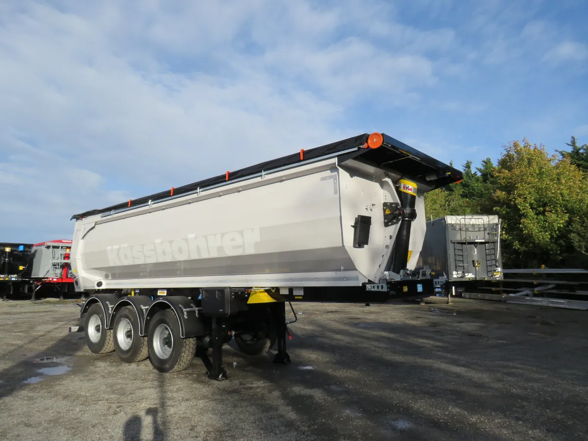 Aggregate Tipper - Image 1