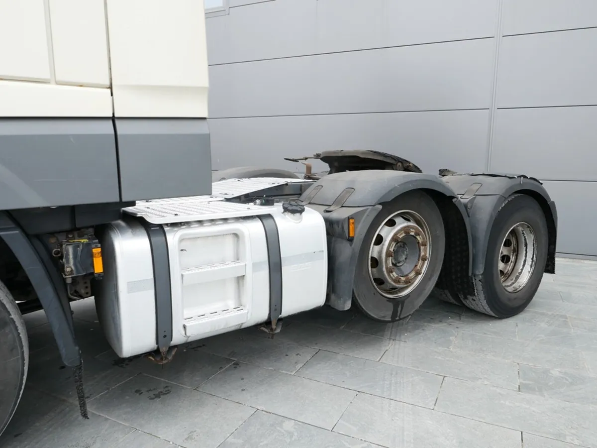 Daf XF 460 - Space Cab - 6x2 - T103337 - 2016 - Image 4