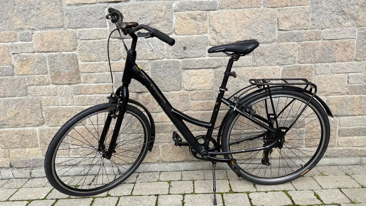 Orbea Comfort 30 Step-Through City / Hybrid Bike - Image 3