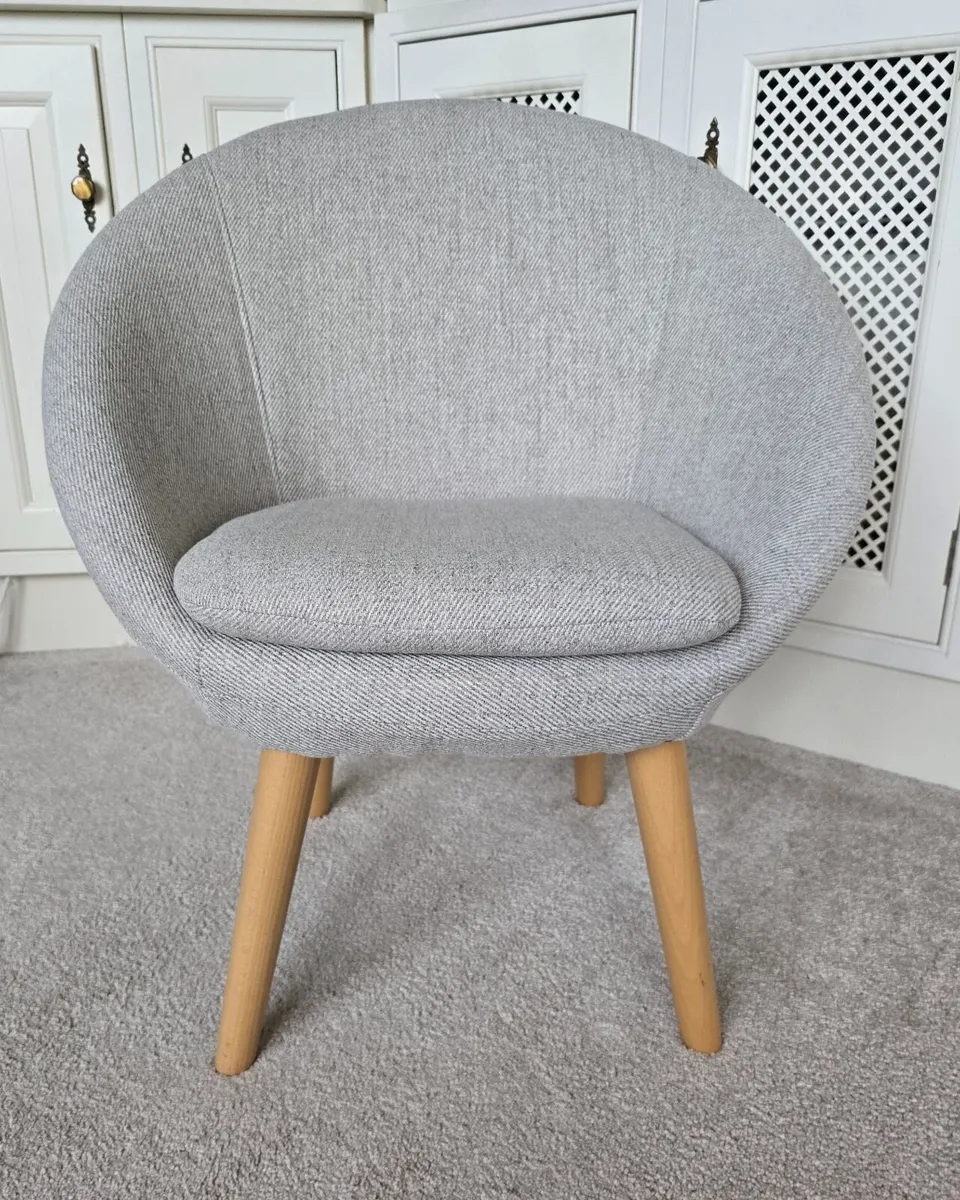 Unused Beige Bedroom Chair - Image 4