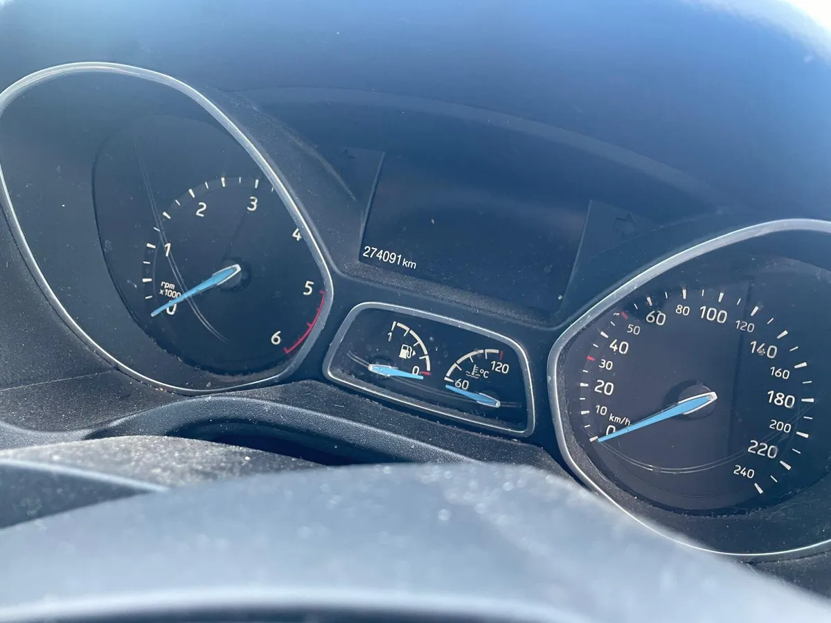 2017 Ford Focus 1.5 Diesel - Image 3