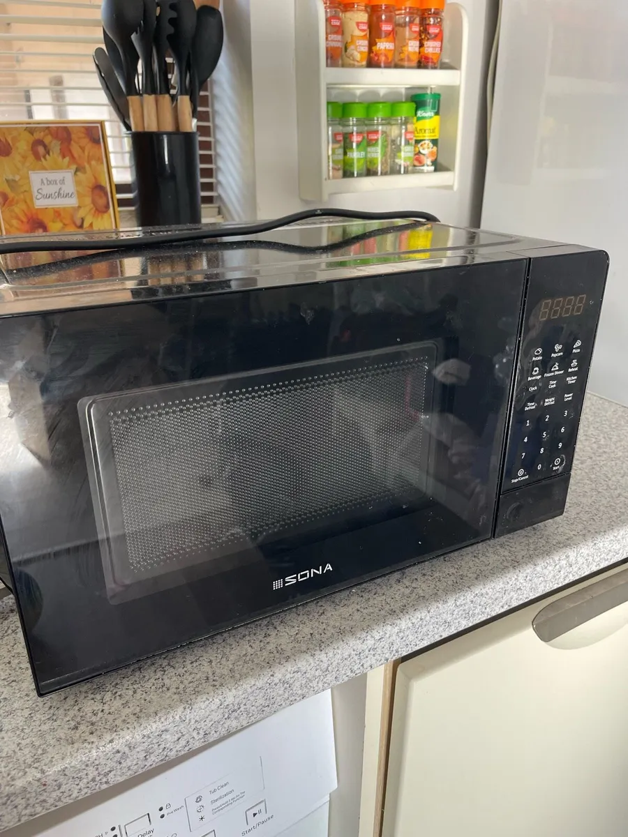 Microwave - Image 1