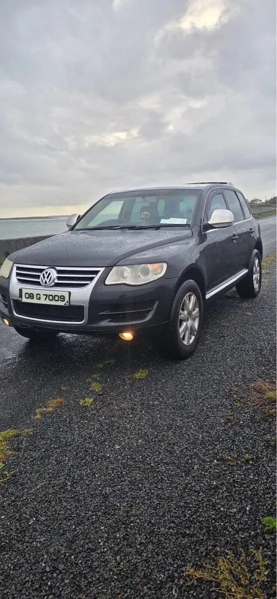 08 VW TOUREG 2.5 AUTOMATIC - Image 2