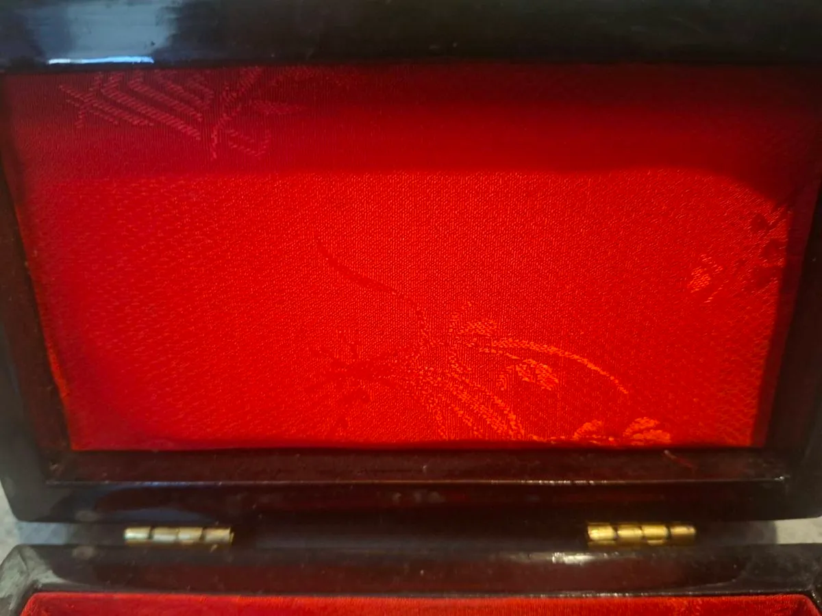 Vintage Jewlery/Trinket Box - Image 4
