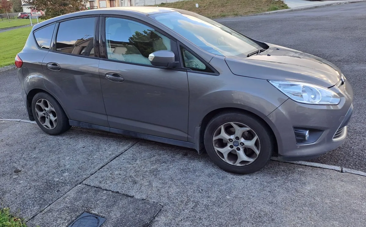 Ford cmax 2014 needs minor repair - Image 1