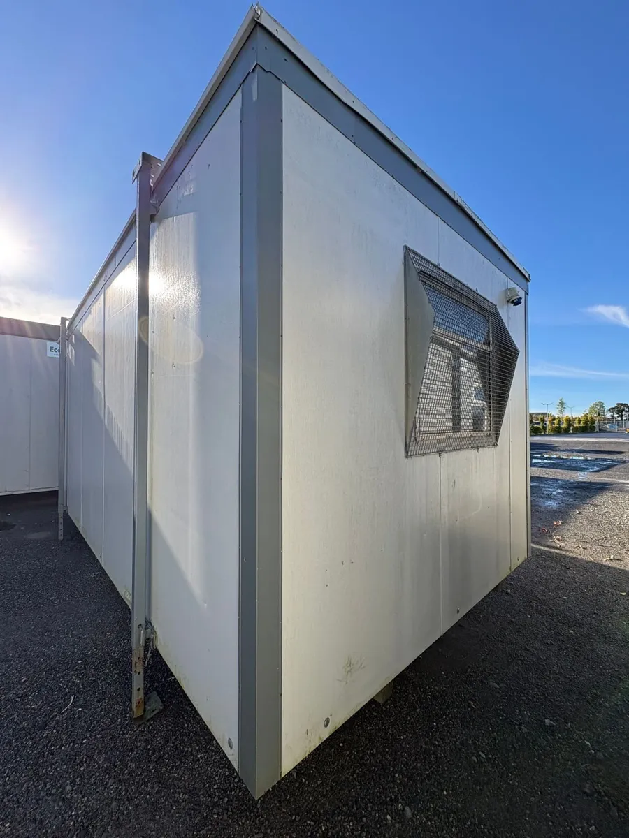 20ft x 10ft (6m x 3m) Open Plan Office - Image 3