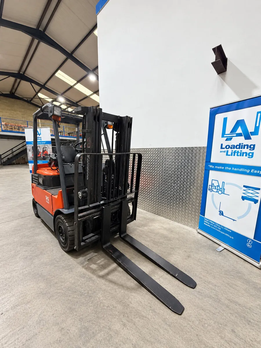 Toyota 72V Electric Fork Lift - Image 4