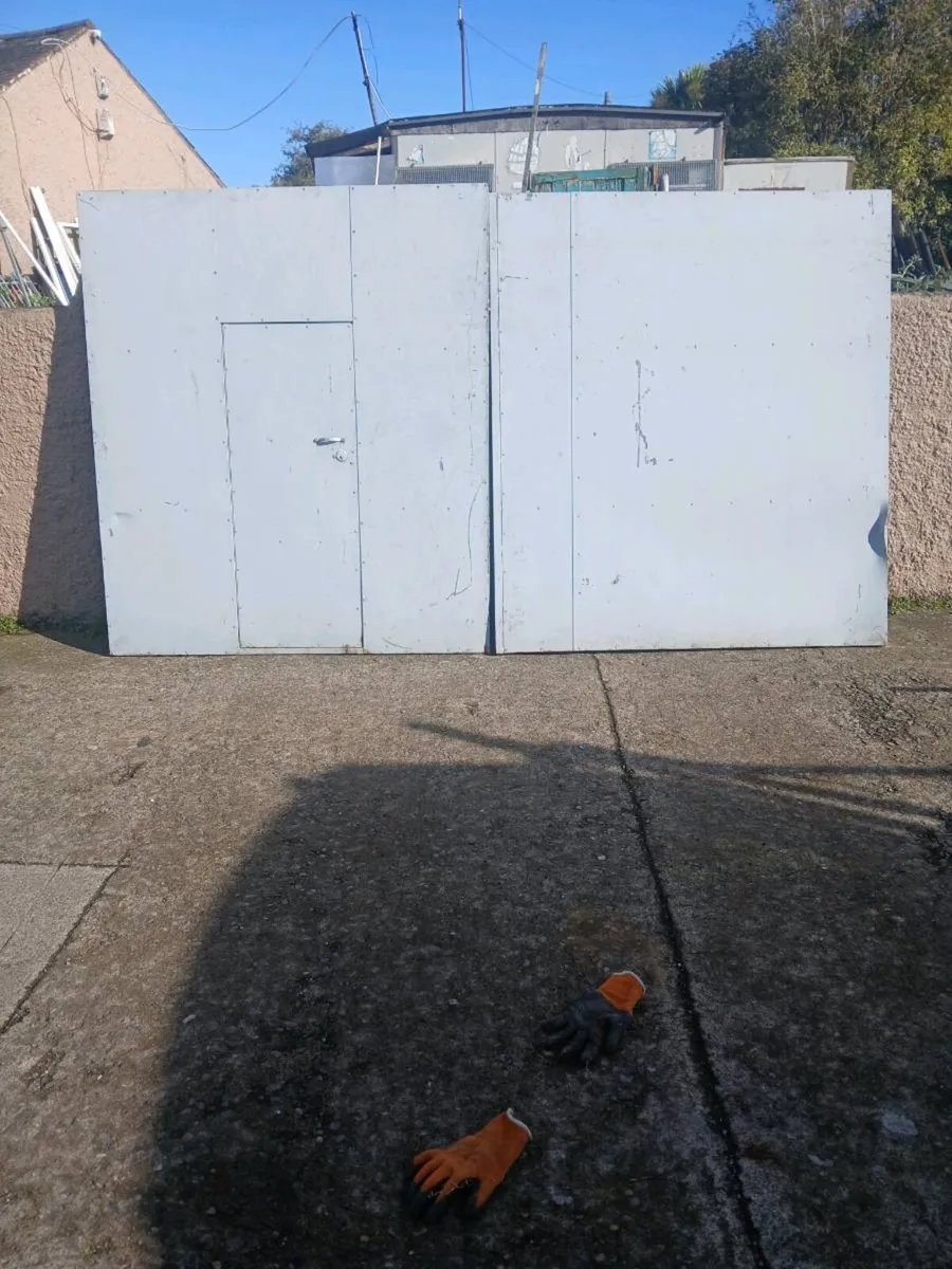 Set of doors - Image 1