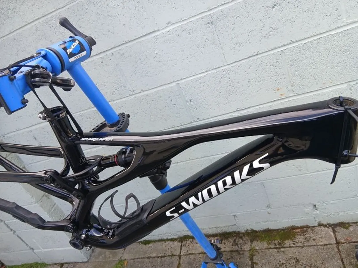 Specialized Stumpjumper Frame (M) - Image 2