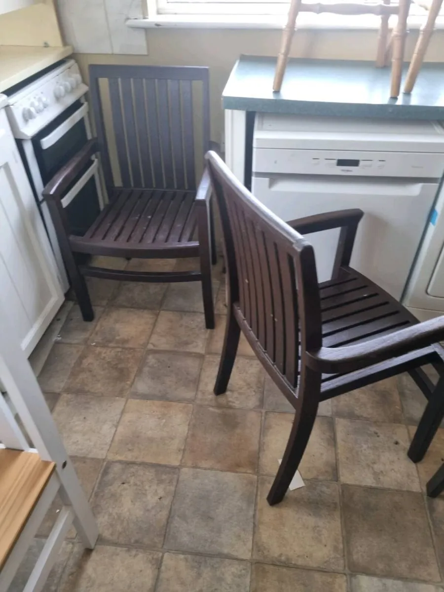 Solid teak garden chairs - Image 4