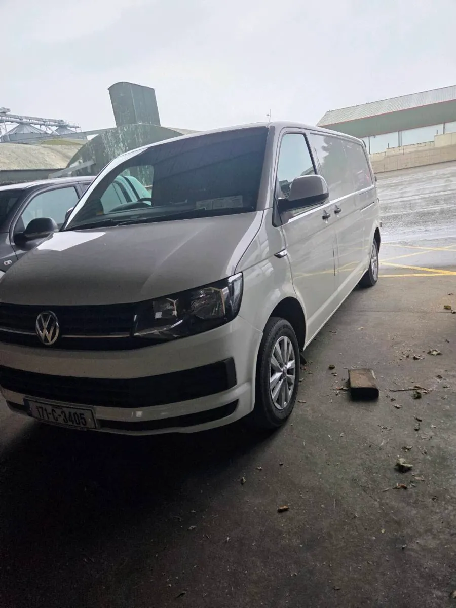 Volkswagen transporter t6 - Image 1
