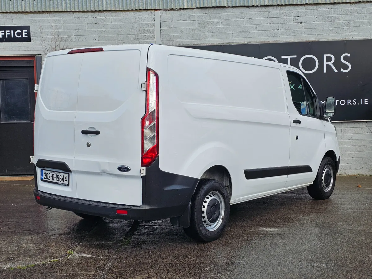 FORD TRANSIT CUSTOM // NEW CVRT 09/27 - Image 2