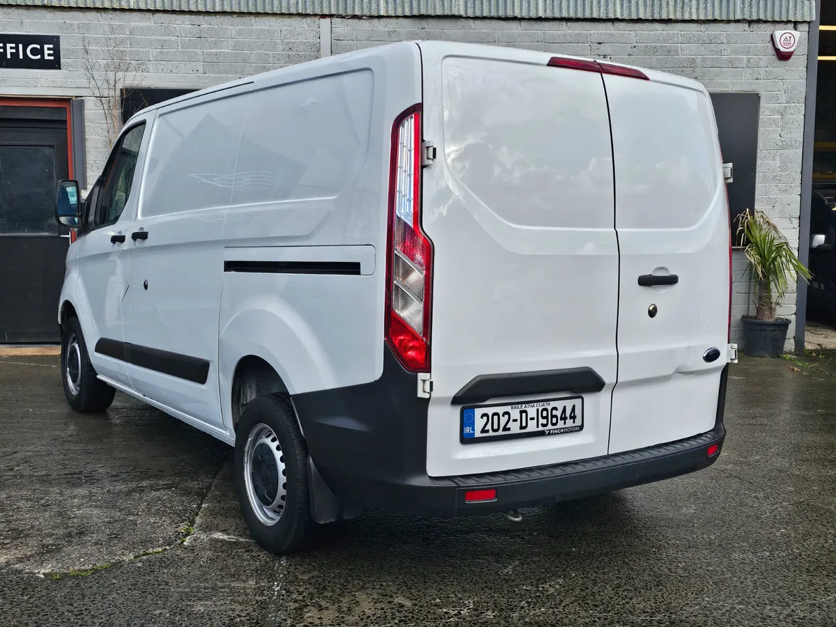 FORD TRANSIT CUSTOM // NEW CVRT 09/27 - Image 4
